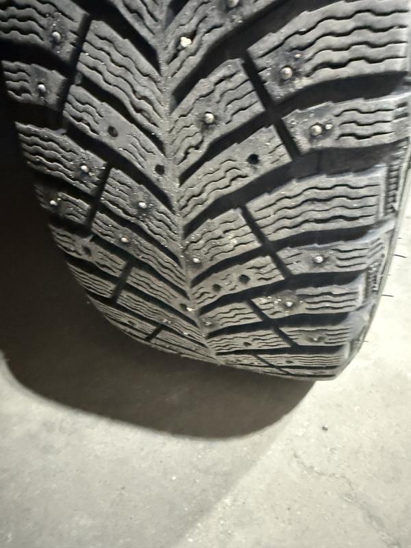 Original and warranty replacement tires