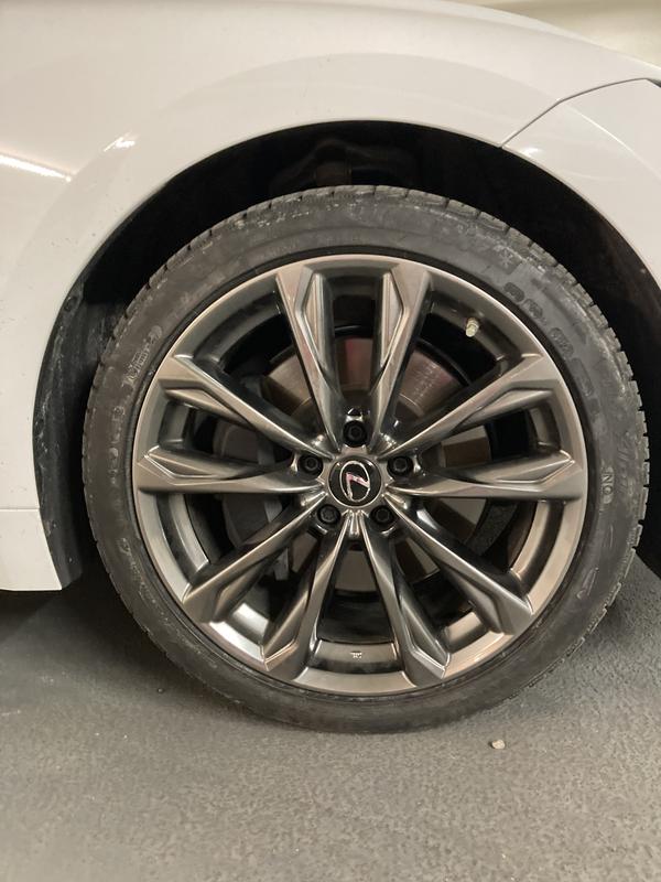 Lexus Michelin tire 2