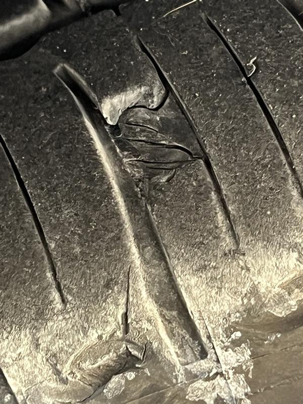 chunks breaking off MXM4 ZP run flats