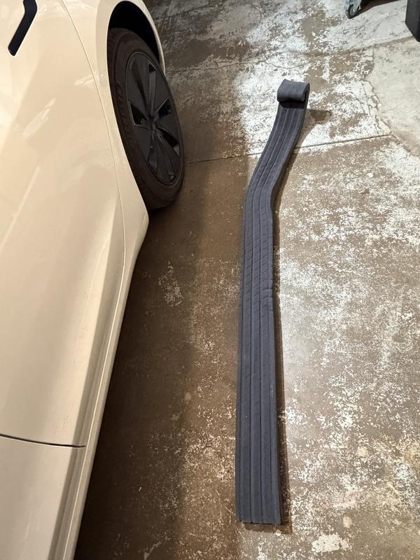 Pics of Foam normally inside (now outside) my Primacy TO  EV tire.