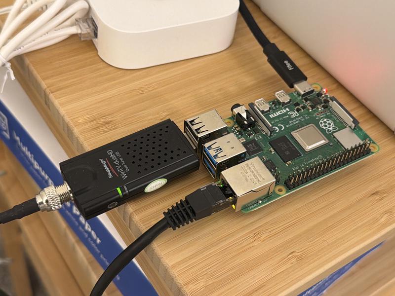 Hauppauge 1690 WinTV-UnoHD T2 Récepteur TV USB DVB-T Avec Antenne - Enregistrez Et Regardez La TNT En HD