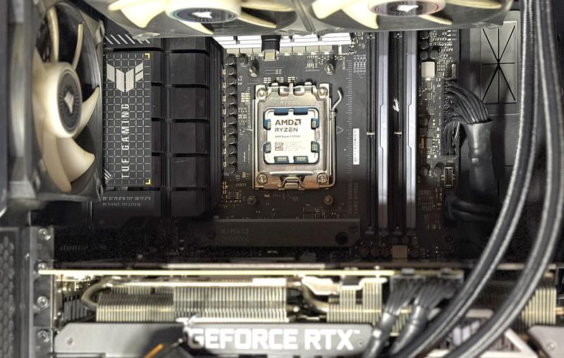 自作PC Ryzen7 9700X 1TB Ridge AMD Ryzen 7 9700X Specs | TechPowerUp CPU Database