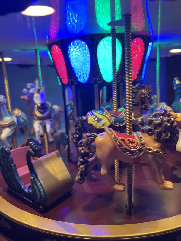 Mr. Christmas Marquee Deluxe Carousel | HSN