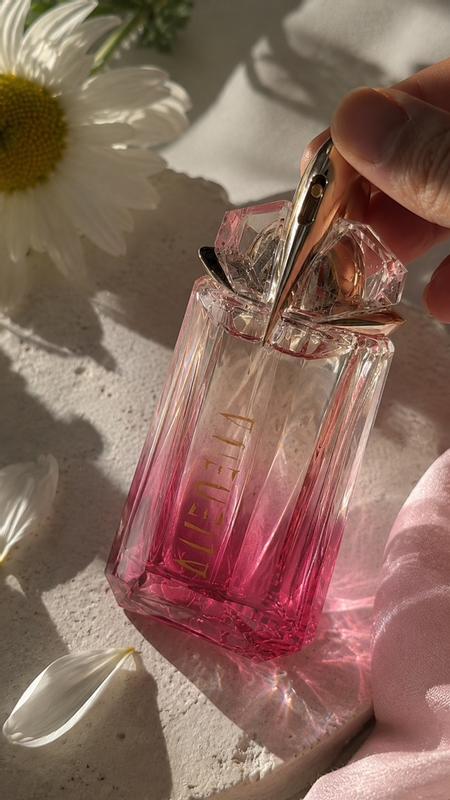 Review Thumbnail Image 0 386575252