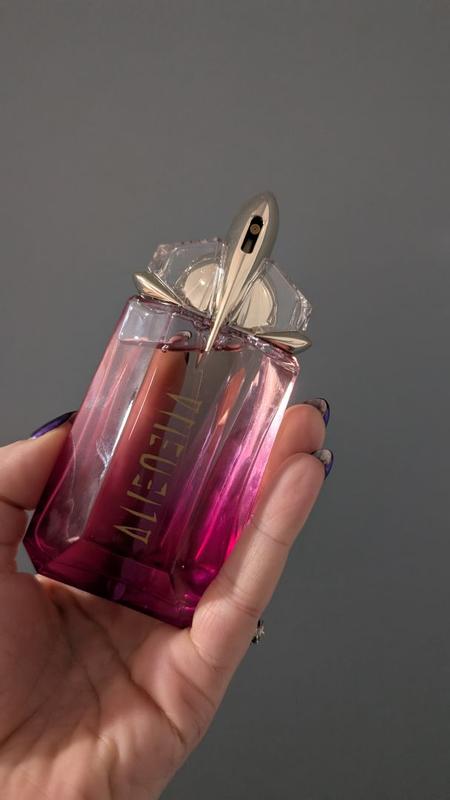 Review Thumbnail Image 0 382062429