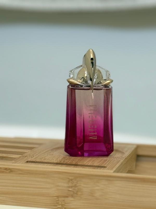 Review Thumbnail Image 0 381985995