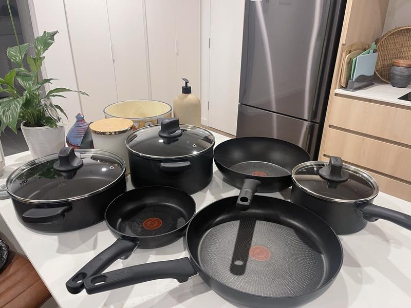 NEW Tefal Ultimate Non-stick Induction Cookware Set 6pce
