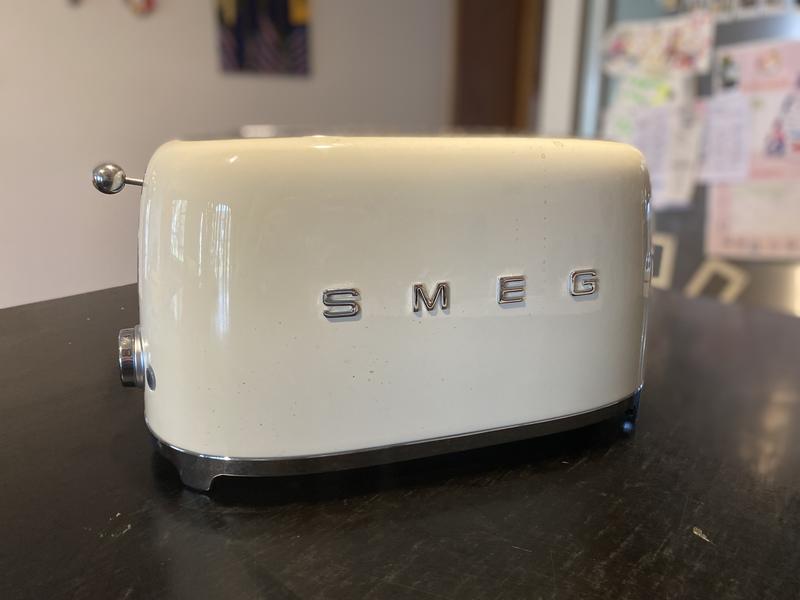 Product Review: Smeg TSF02PBAU 50s Retro Style 4 Slice Toaster 