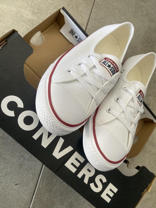 White converse deals scrunch back