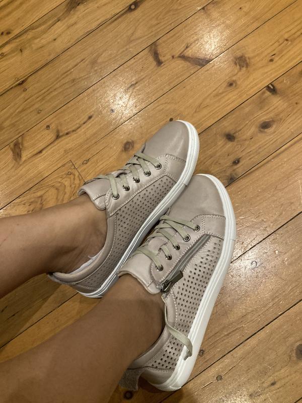 Alexa perforated hot sale zip sneaker