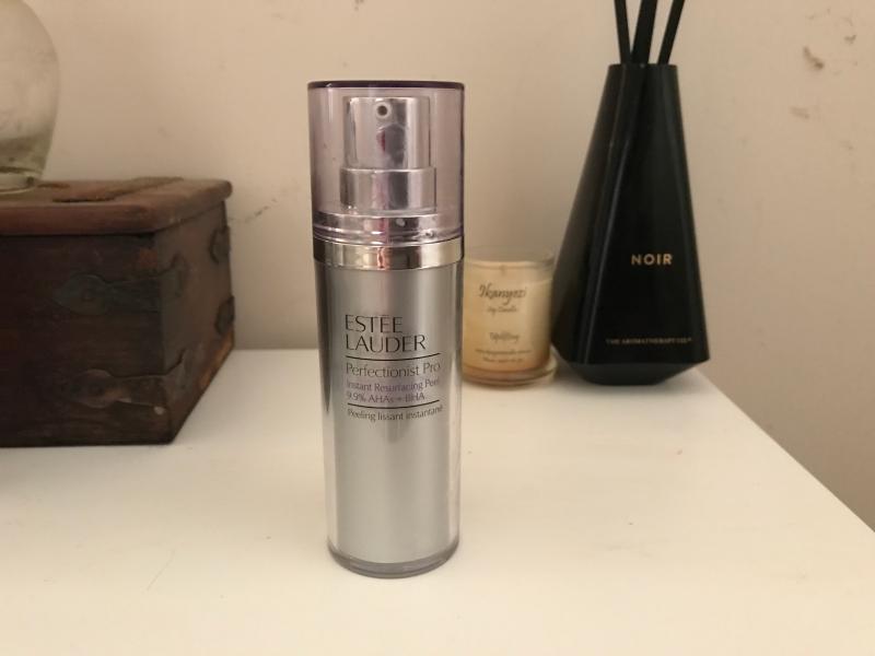 Estee Lauder Perfectionist offers Pro Instant Resurfacing Peel