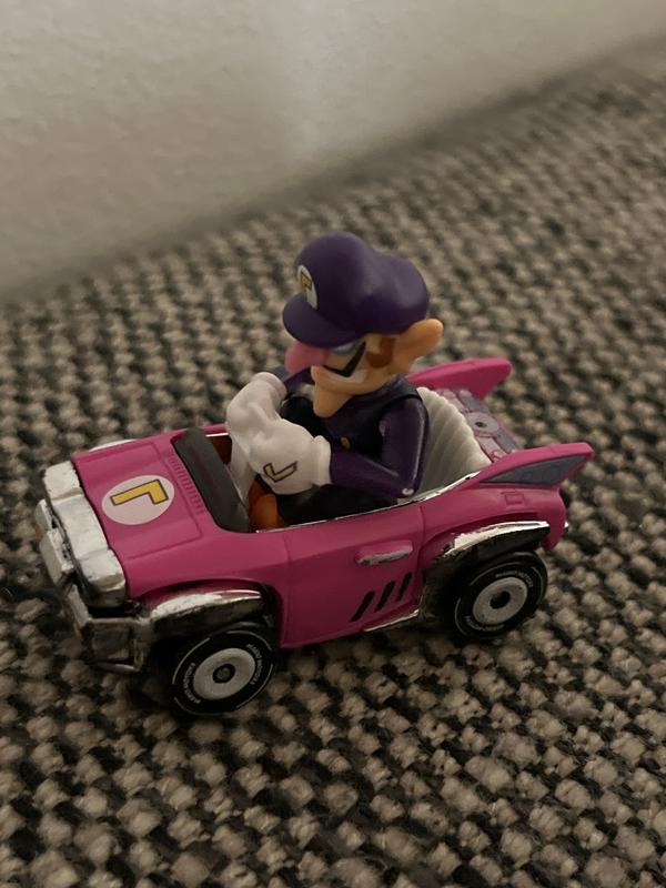 Hot Wheels Mario Kart Race Track Ages 5+ Toy Donkey Kong Yoshi