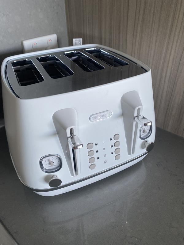 CTIN4003.W Distinta Moments 4 Slice Toaster Sunshine White De