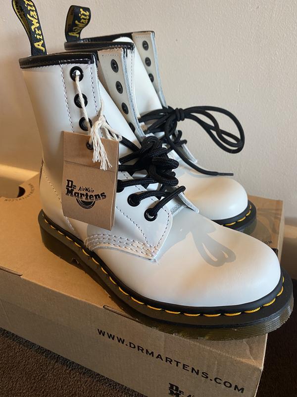 White combat boots dr on sale martens