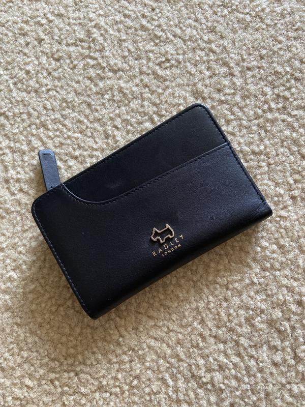 Radley pockets medium zip best sale around purse