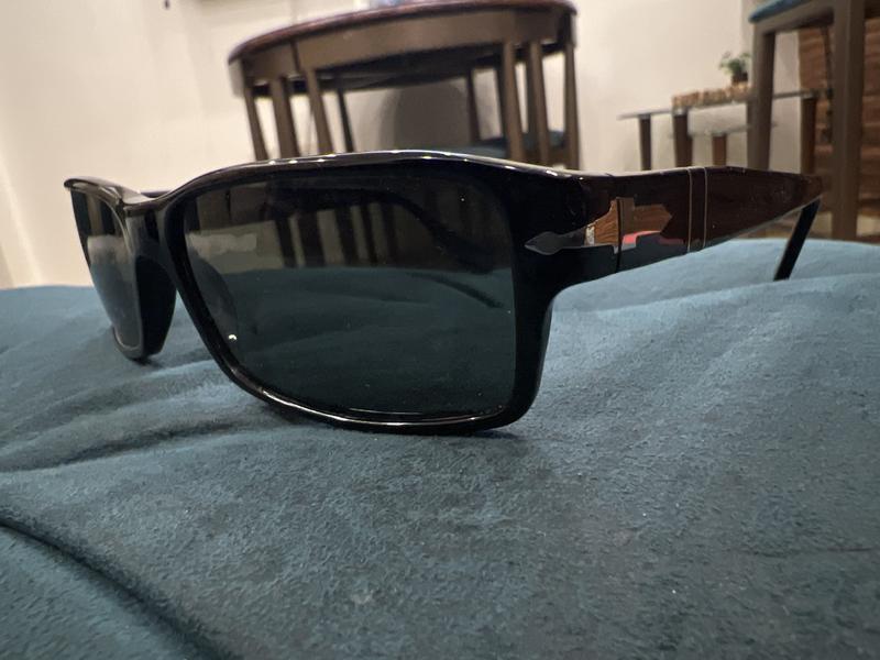 Persol hotsell 2747 polarized