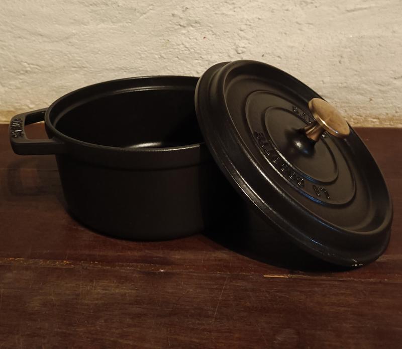 Staub Round Cocotte 18cm/1.7L in Black | MYER