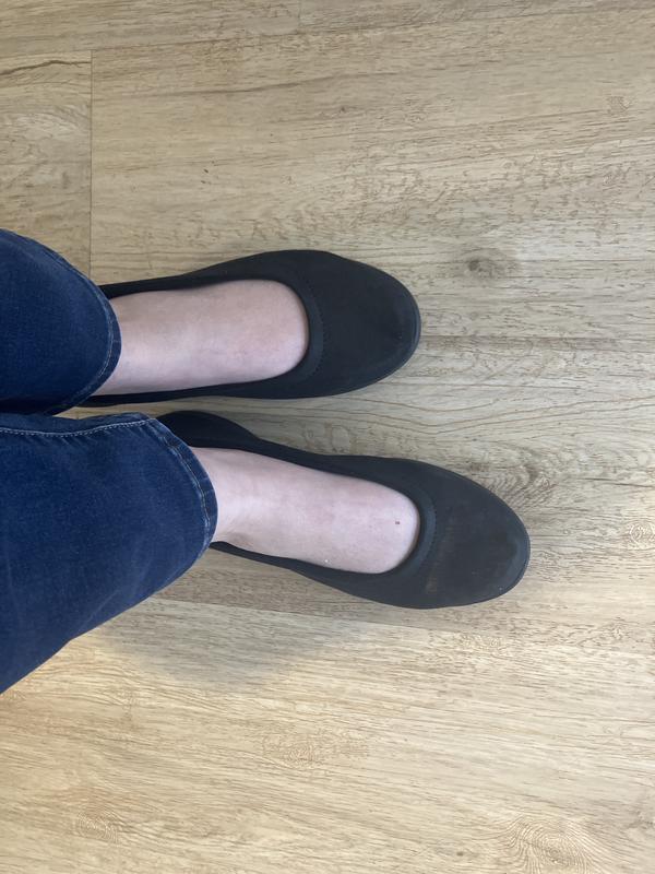 Skechers On The Go Dreamy Shoe in Black MYER