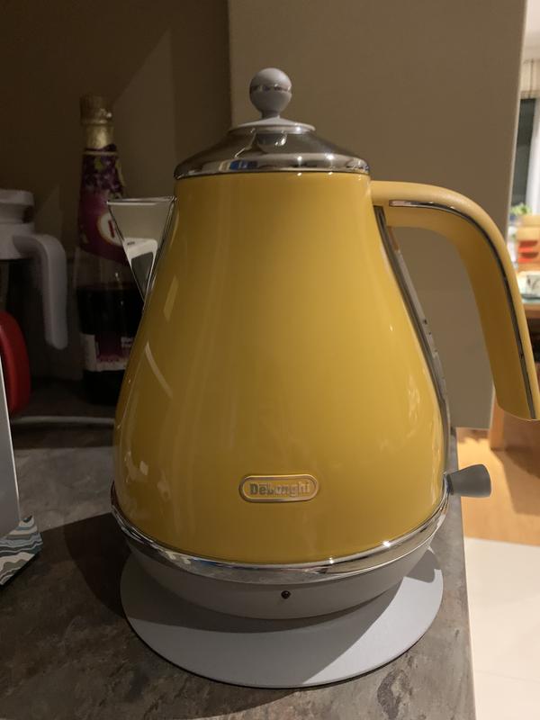 DeLonghi Icona Capitals KBOC2001AZ Kettle Azure