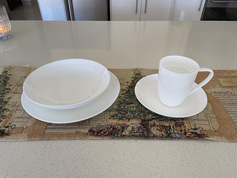 Salt pepper Edge 16 Piece Dinner Set White MYER