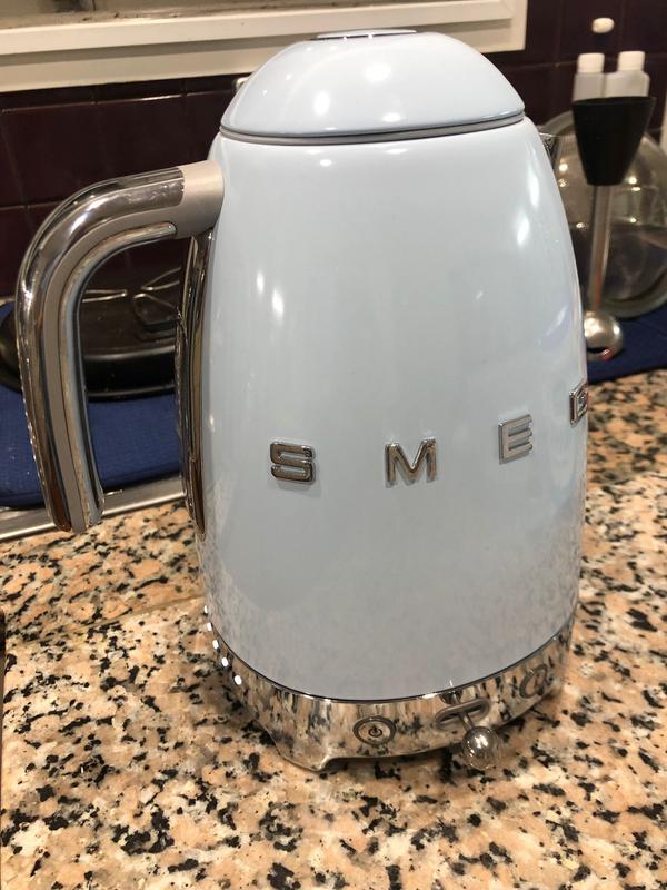 Smeg variable temperature kettle KLF04PBAU