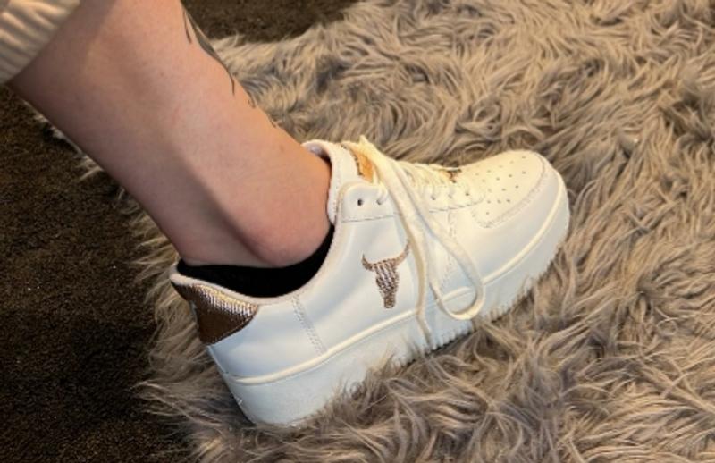 Windsor Smith Recharge Leather Flatform Sneaker In White/Rose Gold