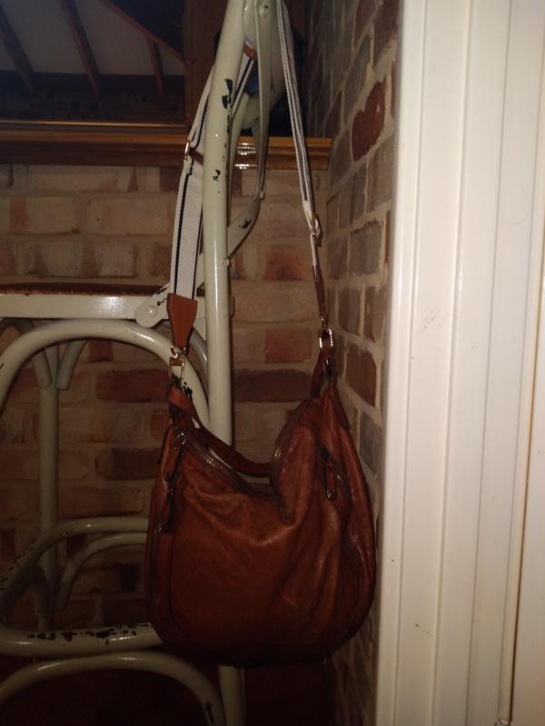 Frye best sale adelaide hobo