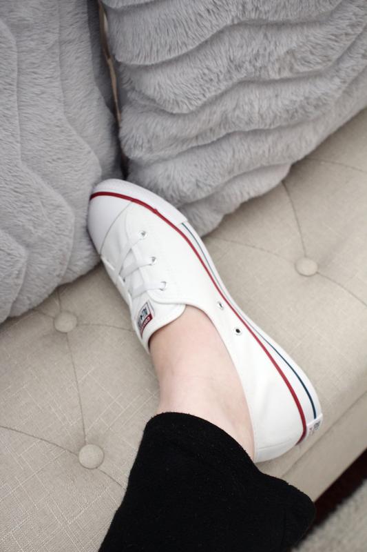 Converse dainty clearance myer