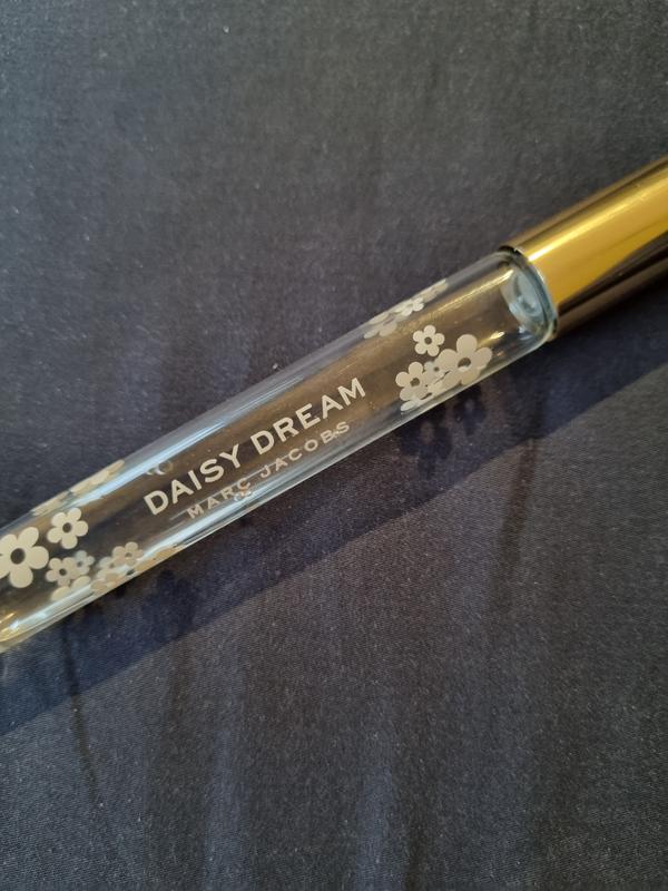 Marc Jacobs Daisy Dream Eau De Toilette Rollerball MYER