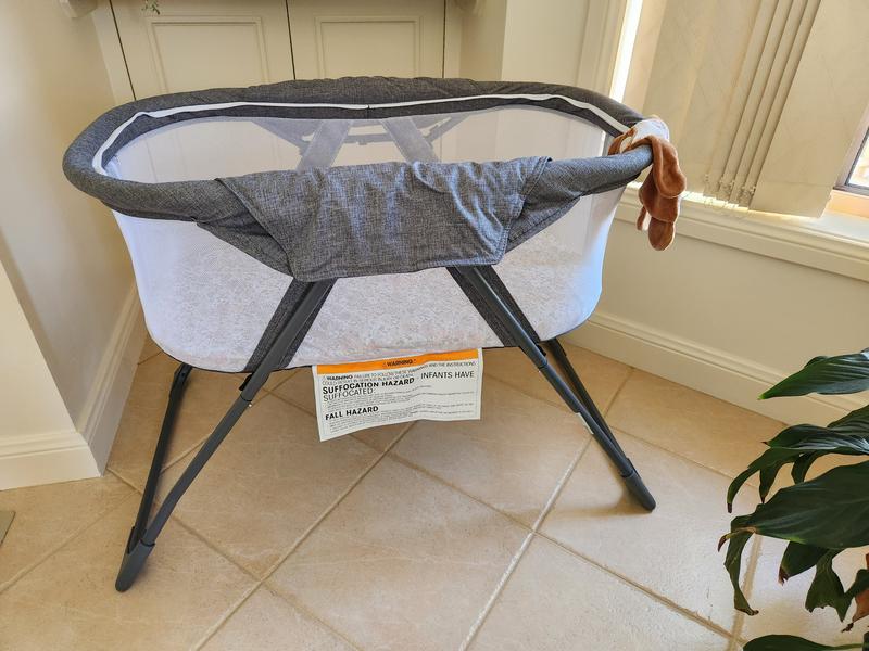 Maya travel bassinet hotsell