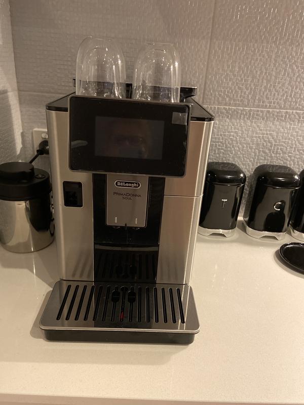 De'Longhi PrimaDonna Soul Coffee Machine ECAM610.75.MB
