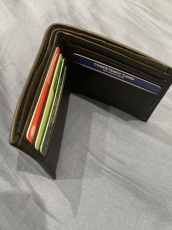 tommy hilfiger eton bifold wallet