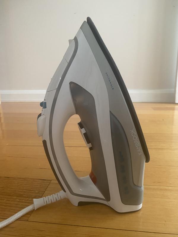 Kambrook Steamline Advance White Iron KI735 MYER