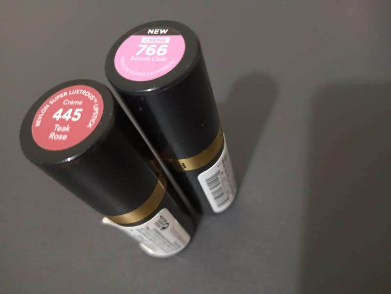 REVLON Super Lustrous Creme Lipstick SECRET CLUB 766