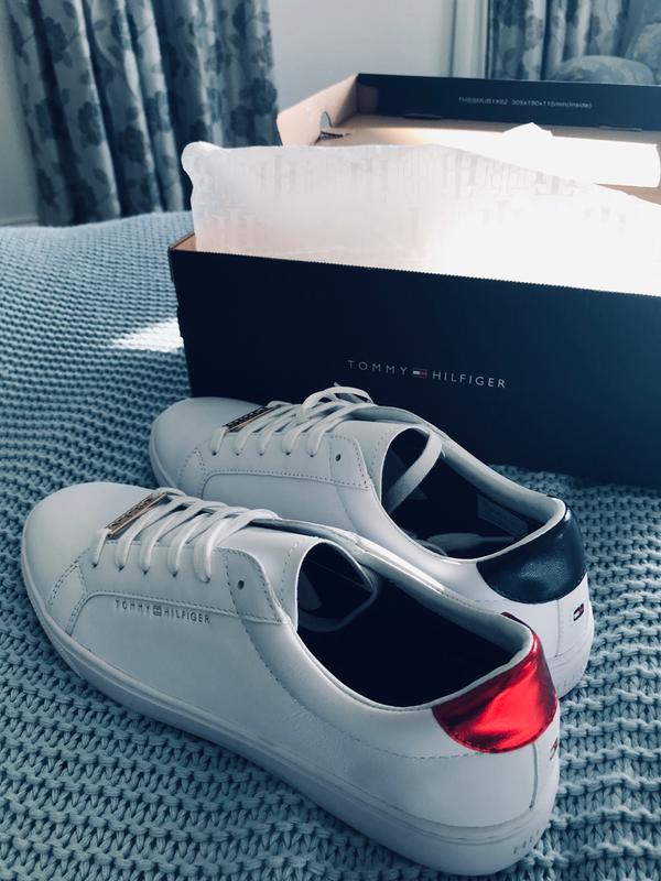 tommy hilfiger metallic back trainers