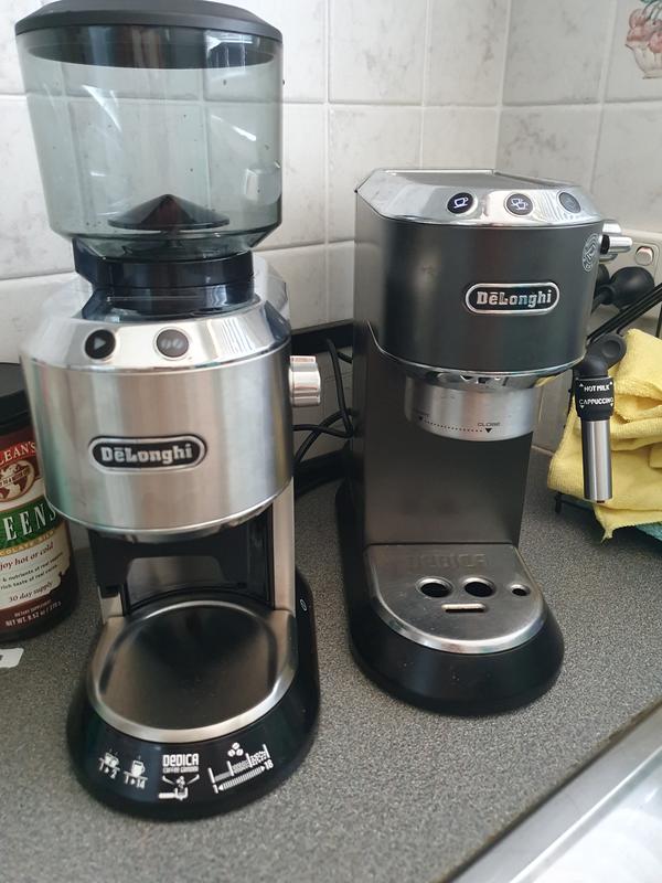 DeLonghi KG521 Dedica Stainless Steel Conical Burr Digital 12oz Grinder  with 18 Grind Settings and Portafilter Adaptor