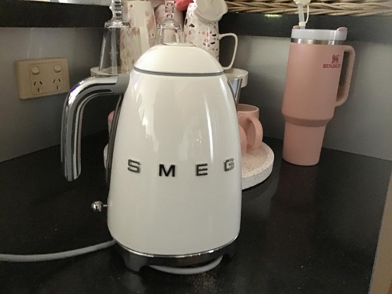 SMEG 50's Style Kettle White