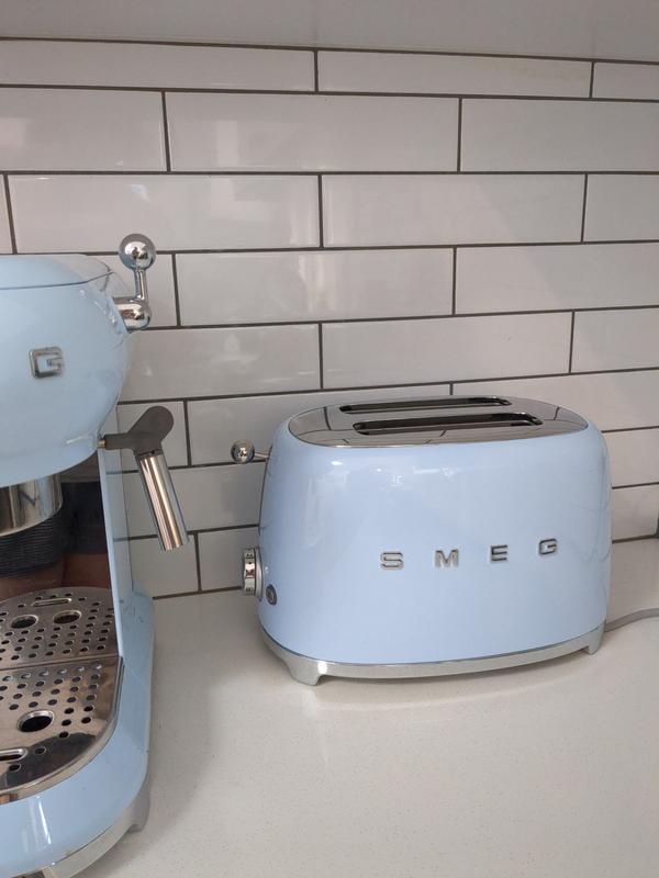 Smeg Pastel Blue 2-Slice Toaster + Reviews