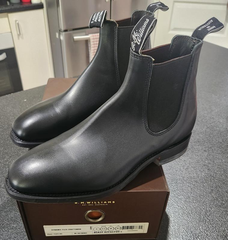 R.M.Williams Dynamic Flex Craftsman Shoes in Black MYER