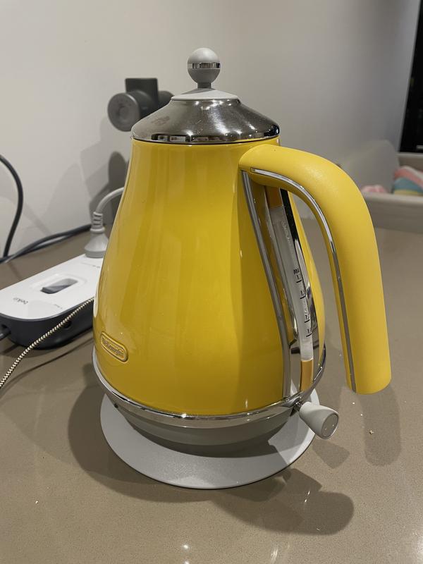 DeLonghi DeLonghi electric kettle Aikona Capitals New York yellow  KBOC1200J-Y 