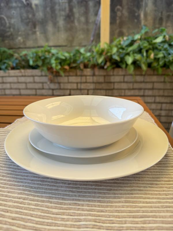 Maxwell Williams White Basics European Rim Dinner Set 12 Piece