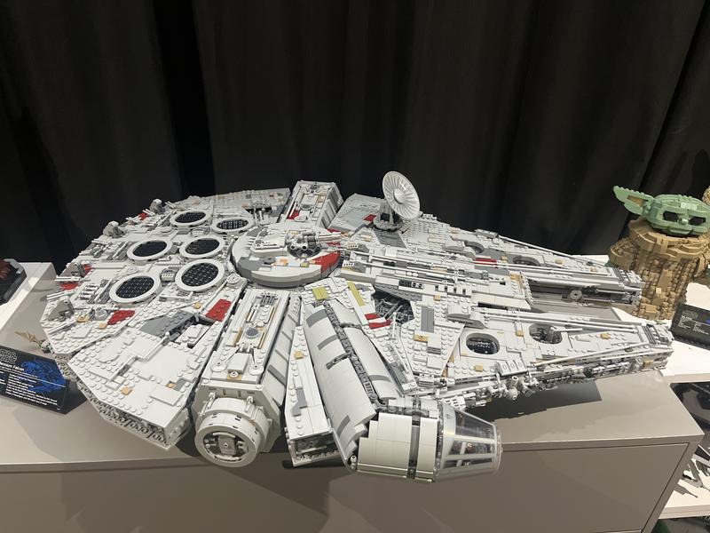 Lego millennium on sale falcon myer