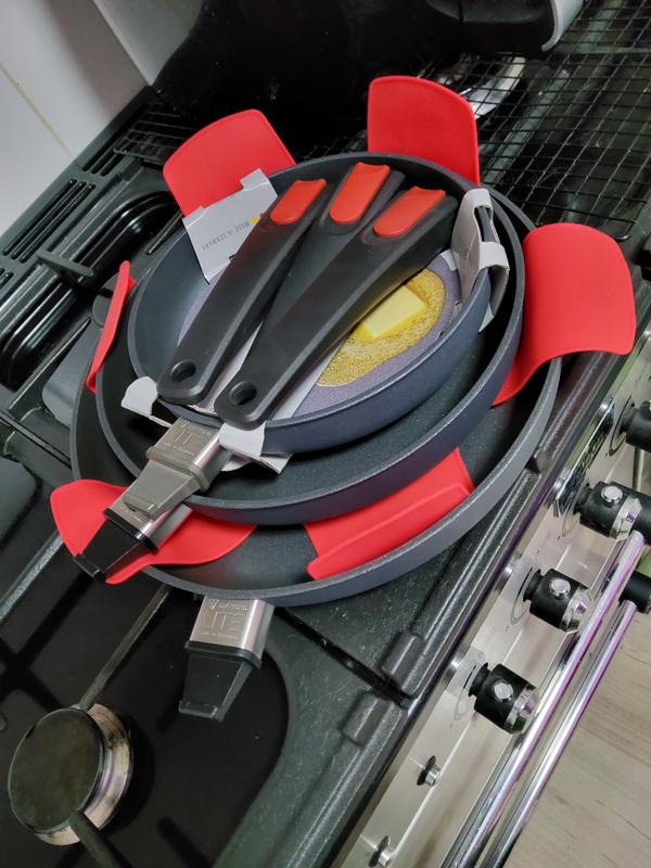 WOLL Diamond Lite Detach Handle Induction Twin Pack Frypan 24 & 28 bonus  Silicone Protector WAS $679.95 NOW $269.95 - Epicure Homewares