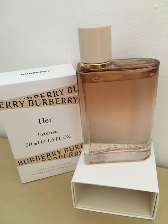 parfum burberry her nocibe