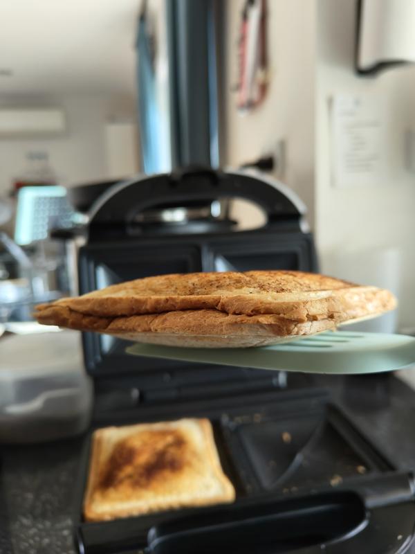 Breville the big one toastie maker best sale