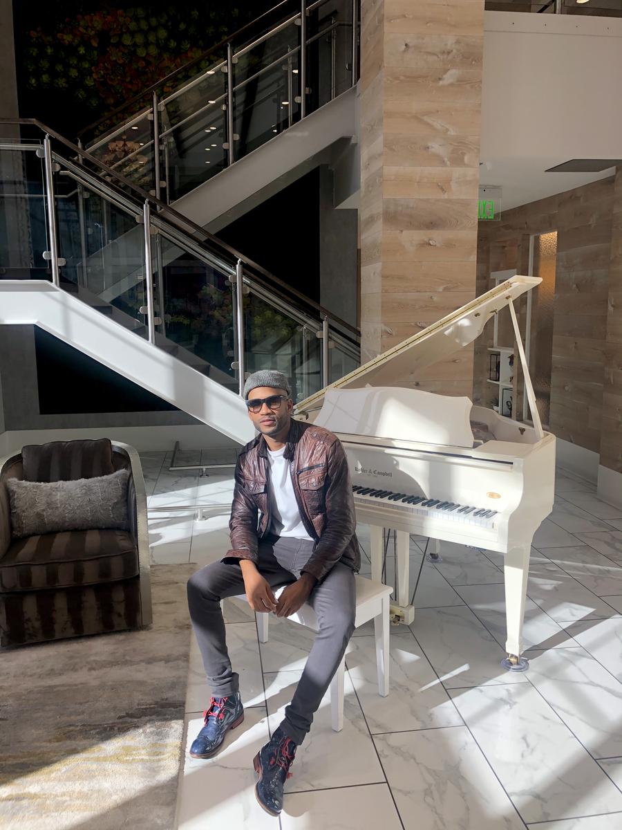 Review Thumbnail Image 0 205592073