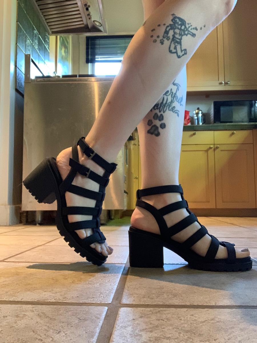 Review Thumbnail Image 0 209414051