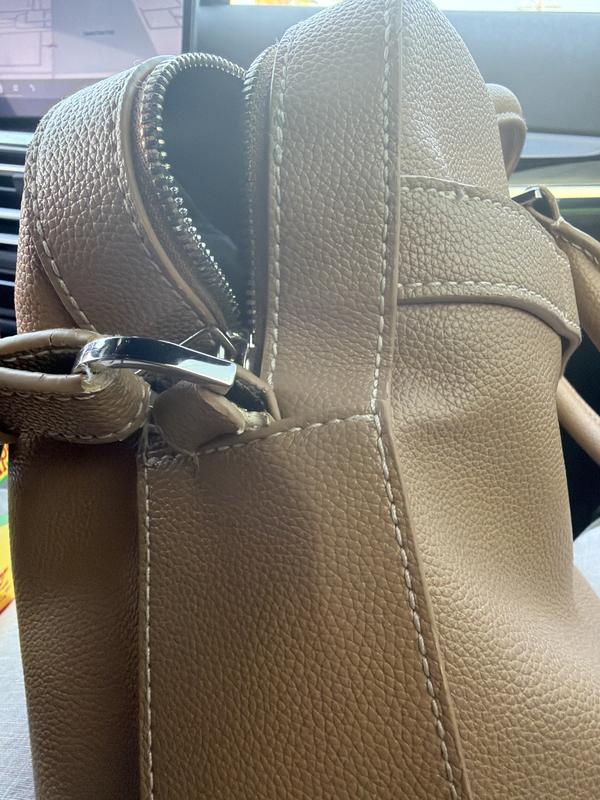 Review Thumbnail Image 0 246697813