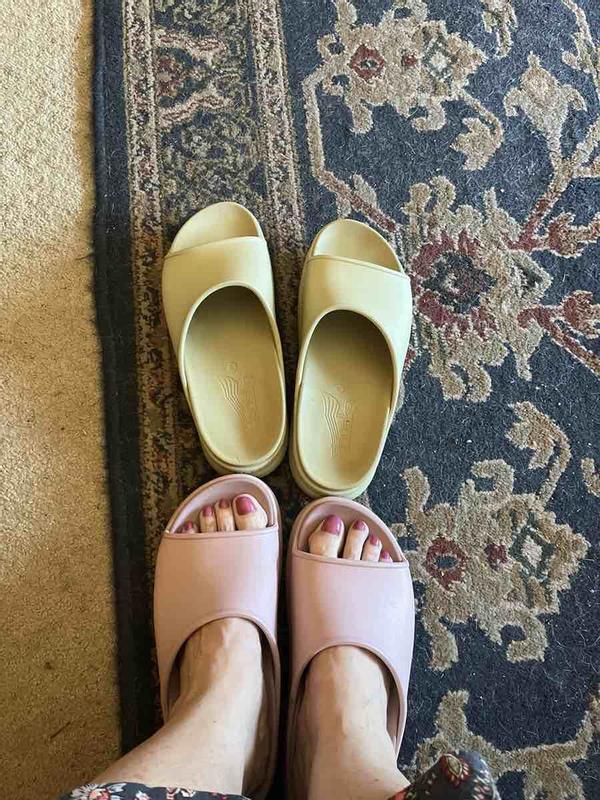 Review Thumbnail Image 0 242520235