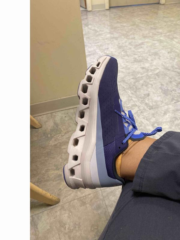 Review Thumbnail Image 0 219415851